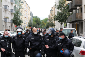 POL-DO: Polizei beschlagnahmt Autos, schlägt Messerträger-Verbot vor - und setzt konsequent die Umsetzung des Konzepts 'Präsenzfokus' fort