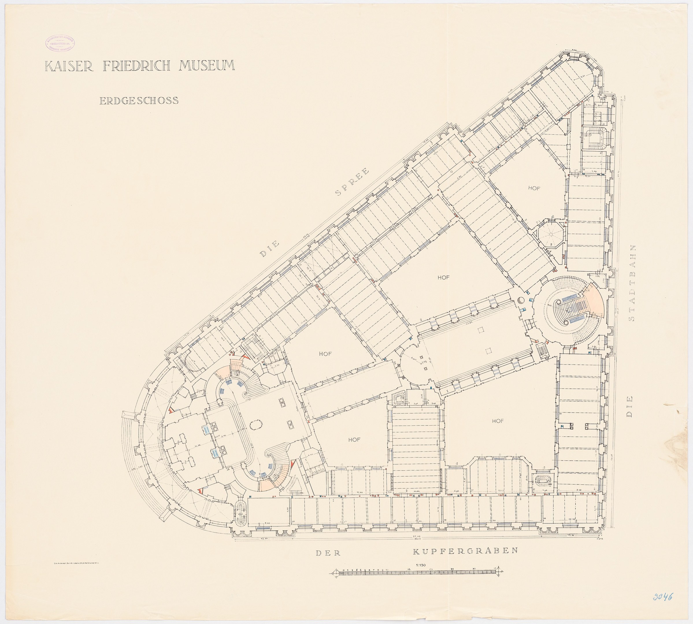 Grundriss des Kaiser Friedrich Museums in Berlin, Deutschland, mit beschrifteten Räumen und Merkmalen.