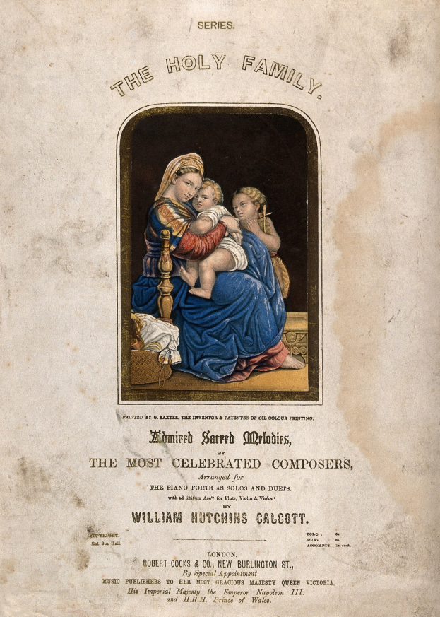 Ein altes Buch mit einem Bild einer Frau, die ein Baby hält, beide mit zufriedenen Gesichtern, betitelt mit "Die Heilige Familie".