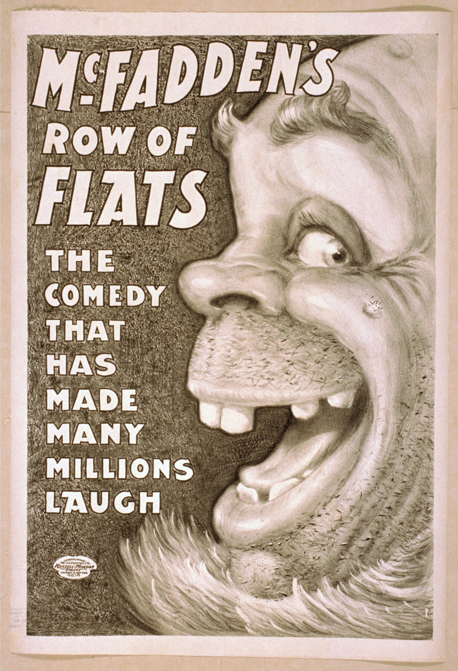 Plakat einer Person mit wilden Haaren und einem breiten, zahnreichen Grinsen, eingerahmt von einem hellgelben Hintergrund, mit dem Text "McFadden's Row of Flats: The Comedy That Has Made Many Millions Laugh" darüber